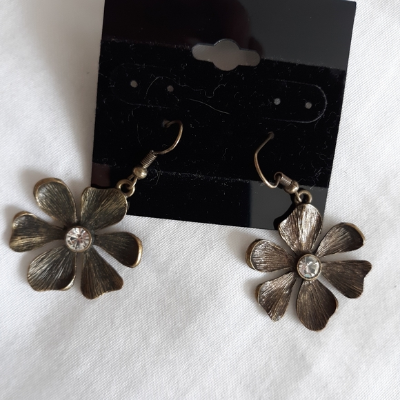 Antique goldtone dangling flower blossom pierced earrings - Picture 1 of 5